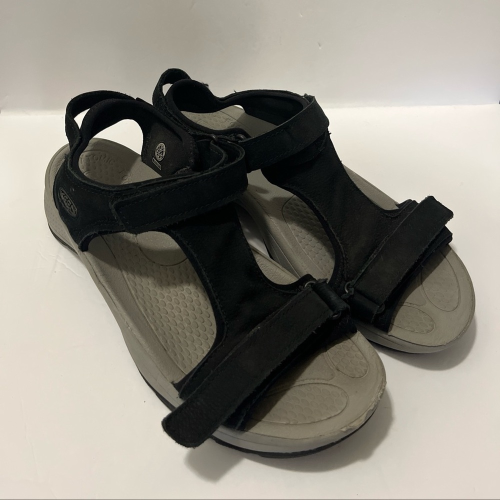 Keen Astoria West T-Strap Womens Sandals 10.5 Black Leather Open Toe Slingback